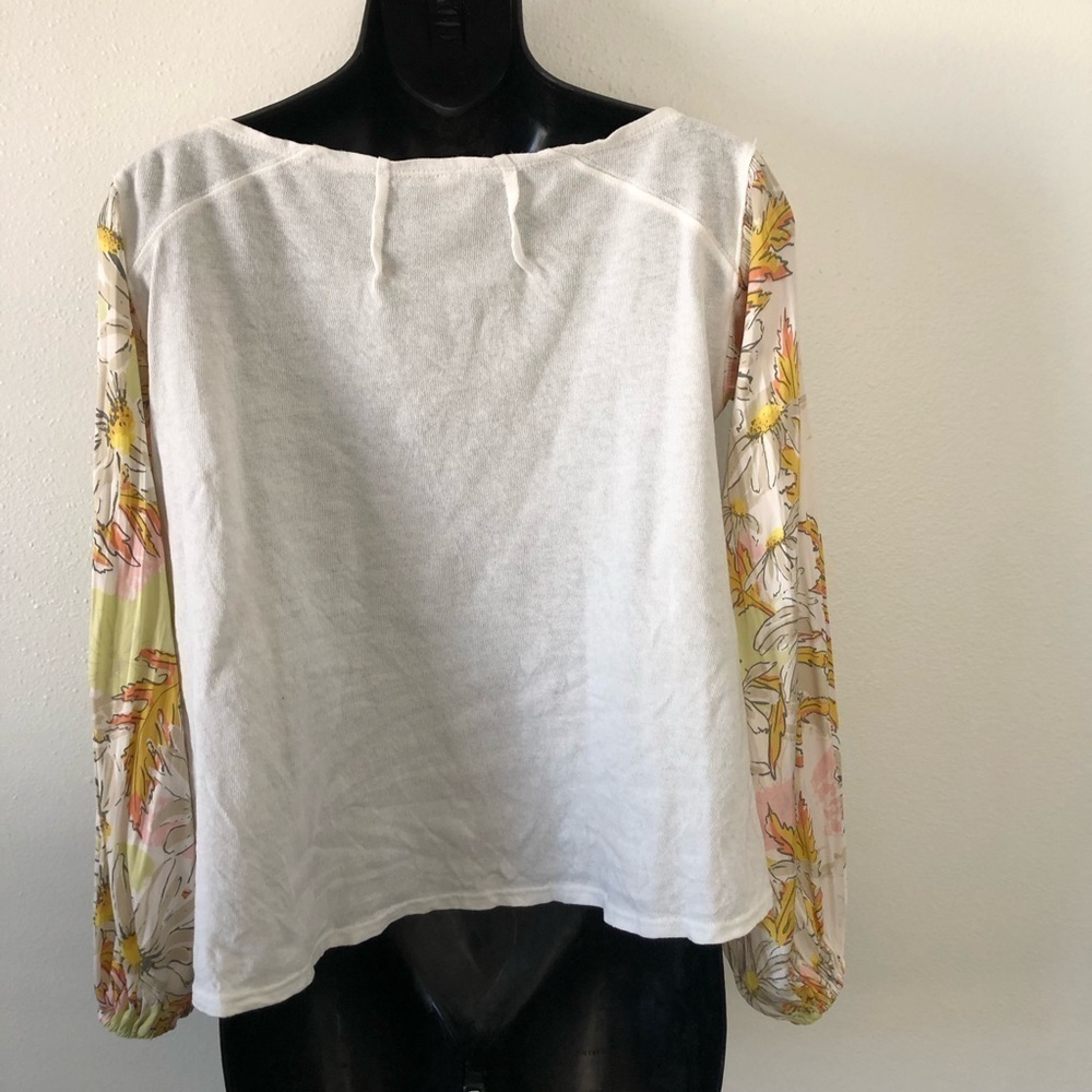 Free People picking petals white blouse floral puff sleeves xs - Picture 3 of 10